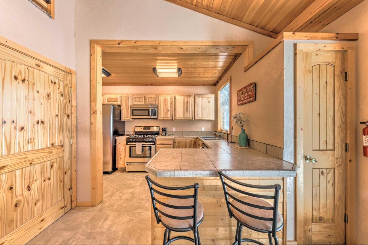Spacious Ruidoso Home With Hot Tub And Fireplaces Exterior photo
