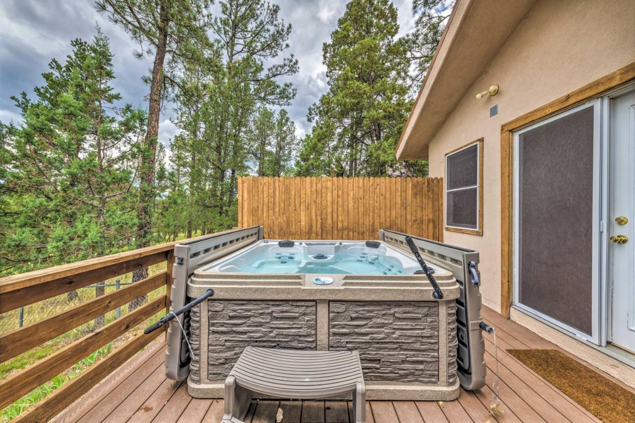 Spacious Ruidoso Home With Hot Tub And Fireplaces Exterior photo
