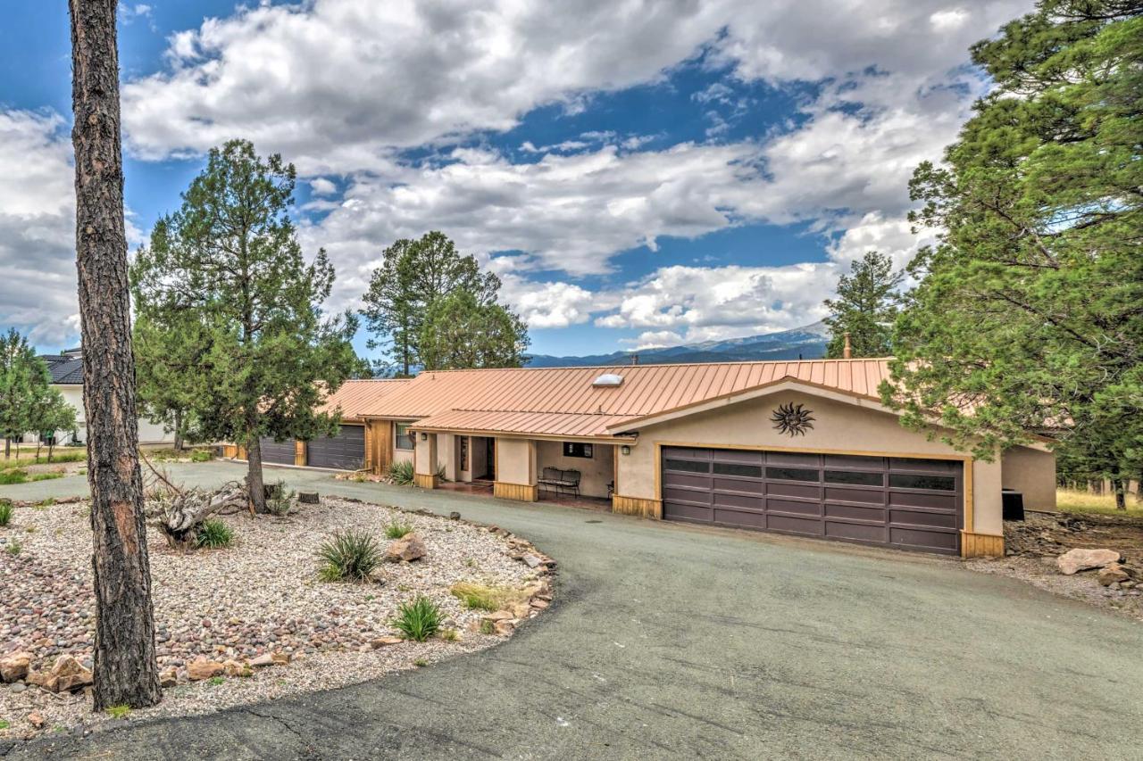 Spacious Ruidoso Home With Hot Tub And Fireplaces Exterior photo